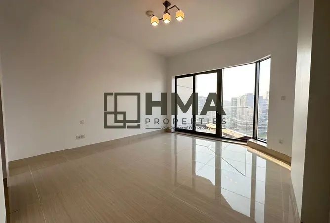 122932355 - Property Image 2