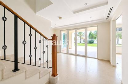Villa - 3 Bedrooms - 4 Bathrooms for rent in District 5 - Jumeirah Park - Dubai