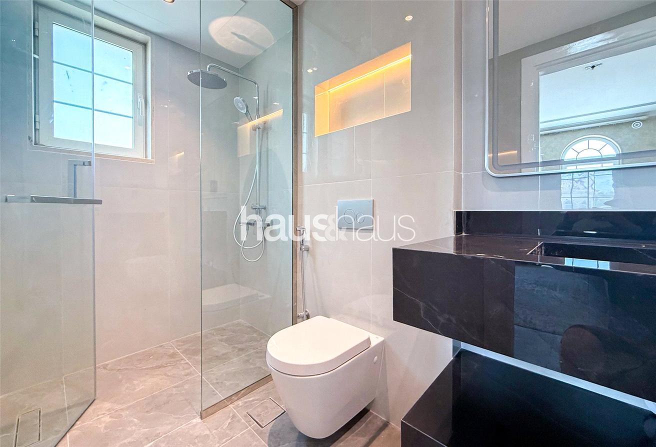 Modern | Upgraded | Stunning Private Pool photo 10