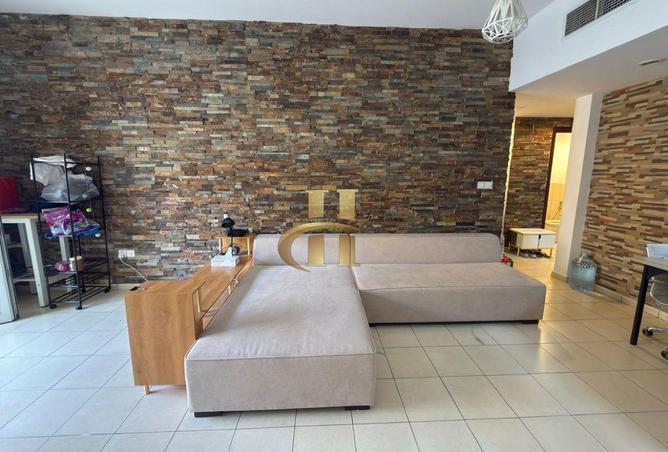 70685419 - Property Main Image