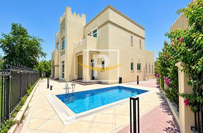 Villa - 4 - 5 for rent in Cluster 12 - Jumeirah Islands - Dubai