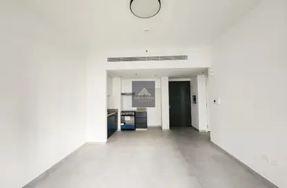 Apartment - 1 Bedroom - 1 Bathroom for rent in The Solo - Aljada - Sharjah