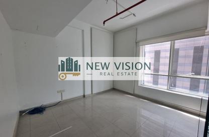 Office Space - Studio - 2 for rent in Al Khan Lagoon Tower - Al Khan Lagoon - Al Khan - Sharjah