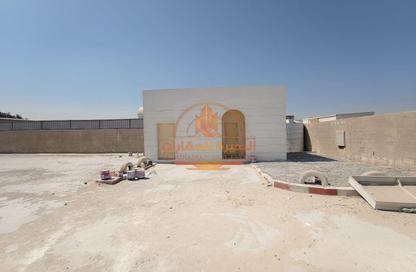 Factory - Studio - 1 for rent in Al Sajaa S - Al Sajaa - Sharjah