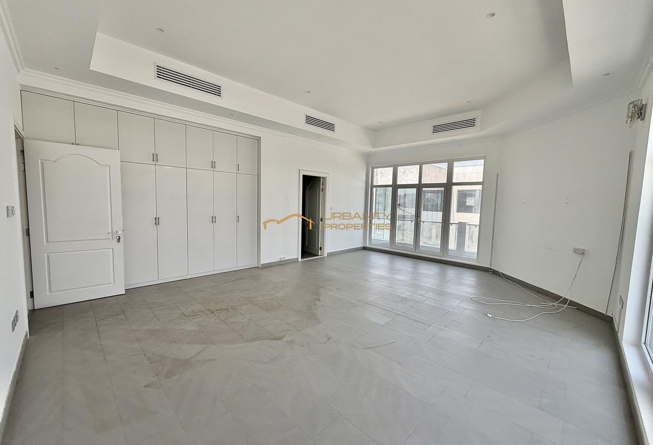 Luxury 6-Bedroom Villa for Rent in Nad Al Sheba photo 12