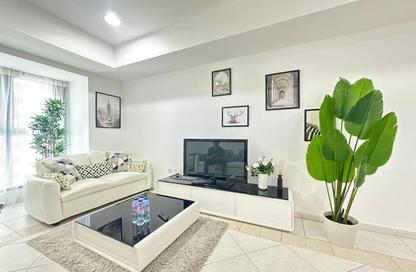 Apartment - 1 Bedroom - 1 Bathroom for rent in Princess Tower - Dubai Marina - Dubai