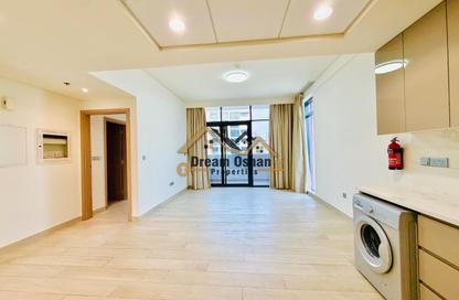Apartment - 3 Bedrooms - 2 Bathrooms for rent in Azizi Riviera 8 - Azizi Riviera - Meydan One - Meydan - Dubai