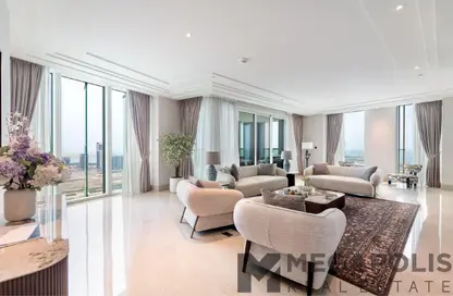 Apartment - 3 Bedrooms - 4 Bathrooms for sale in Four Seasons Private Residences - Al Maryah Island - Abu Dhabi