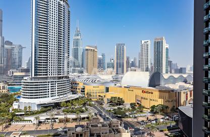 Apartment - 2 Bedrooms - 2 Bathrooms for rent in Burj Royale - Downtown Dubai - Dubai