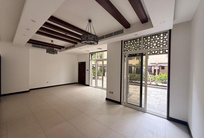 76005898 - Property Image 2