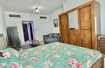 Apartment - Studio - 1 Bathroom for rent in Beach Tower 1 - Al Khan Lagoon - Al Khan - Sharjah