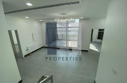 Villa - 6 Bedrooms - 7 Bathrooms for sale in West Yas - Yas Island - Abu Dhabi