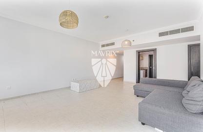 Apartment - 1 Bedroom - 2 Bathrooms for rent in Al Majara 2 - Al Majara Towers - Dubai Marina - Dubai Apartment - 1 Bedroom - 2 Bathrooms for rent in Al Majara 2 - Al Majara Towers - Dubai Marina - Dubai