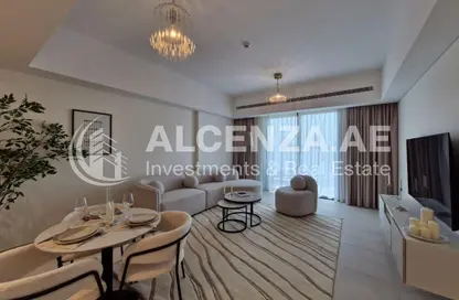 Apartment - 2 Bedrooms - 2 Bathrooms for rent in Al Jazi 2 - Madinat Jumeirah Living - Umm Suqeim - Dubai