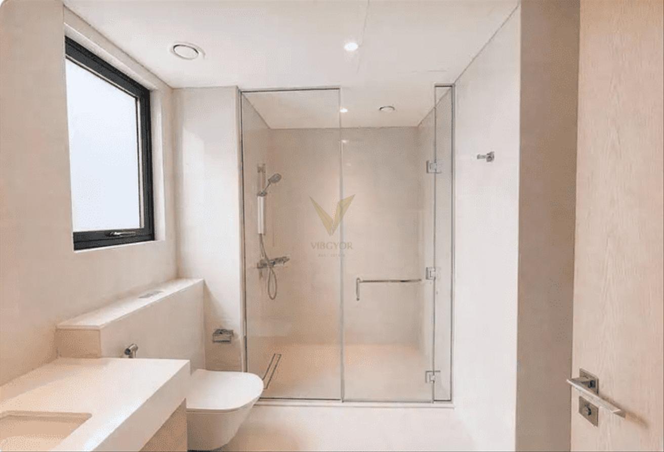 Elegant 5 Bedroom Villa in Jebel Ali Village photo 7