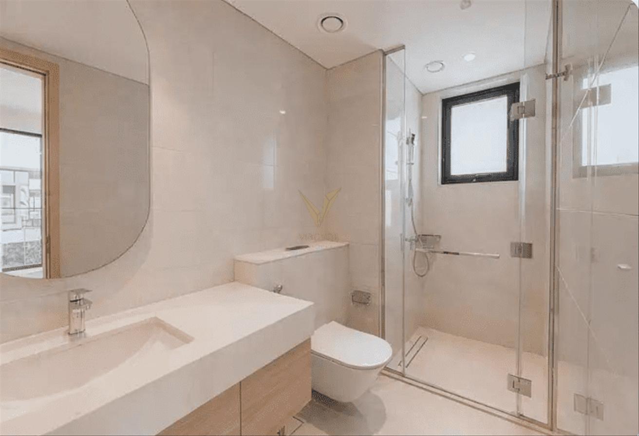 Elegant 5 Bedroom Villa in Jebel Ali Village photo 6