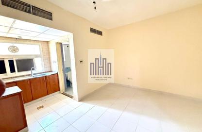 Apartment - Studio - 1 Bathroom for rent in Muwailih Building - Muwaileh - Sharjah