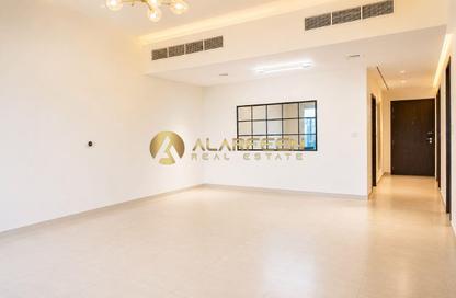Villa - 3 Bedrooms - 4 Bathrooms for rent in Arabella Townhouses 3 - Arabella Townhouses - Mudon - Dubai