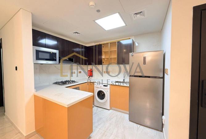 73111018 - Property Image 3