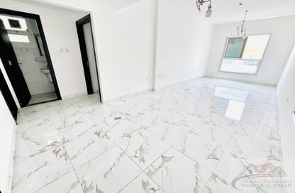 Apartment - 1 Bedroom - 2 Bathrooms for rent in Muwaileh 29 Building - Muwaileh - Sharjah