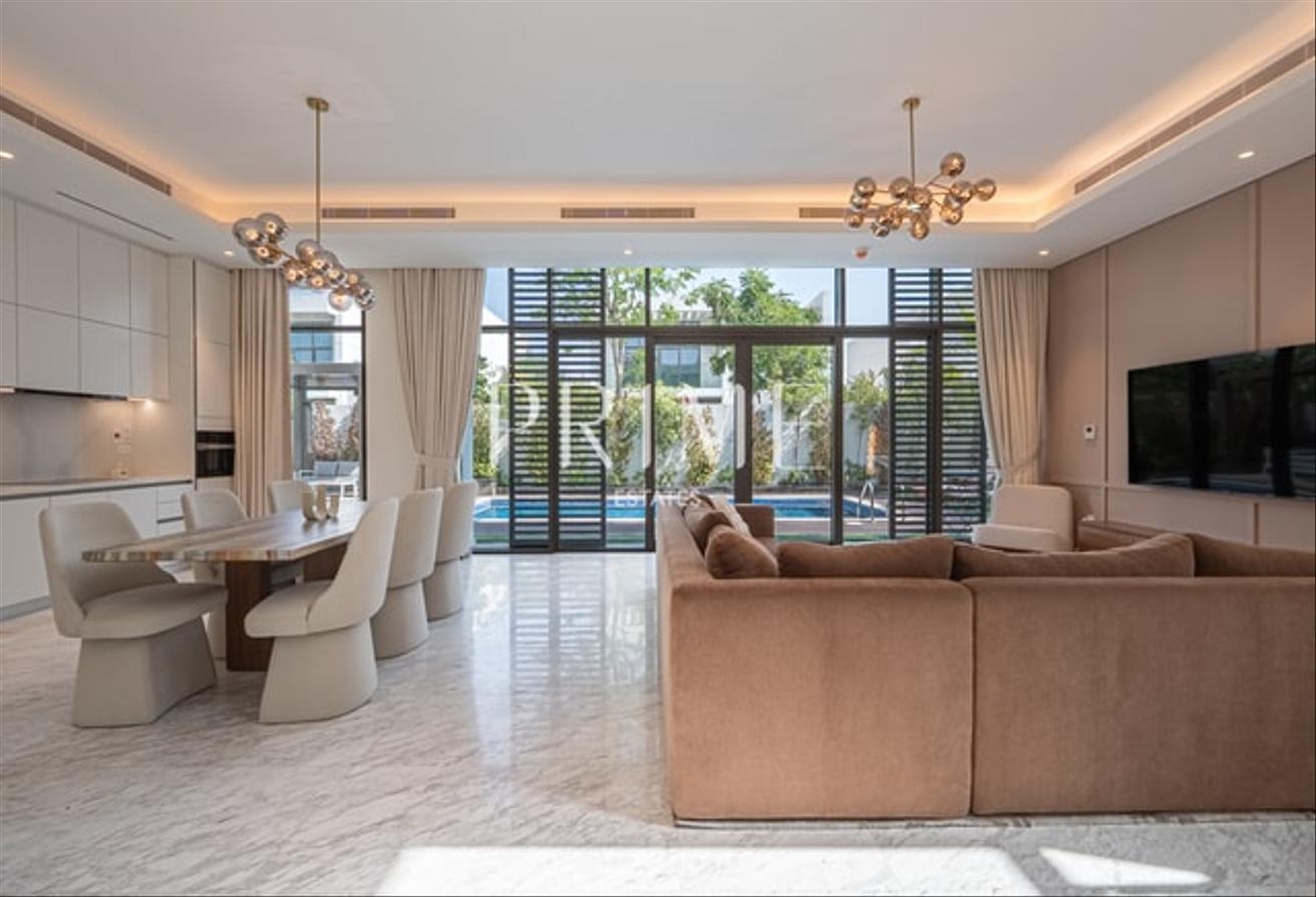 Premium 4BR Villa | Luxury Finish | Outdoor Lounge photo 6