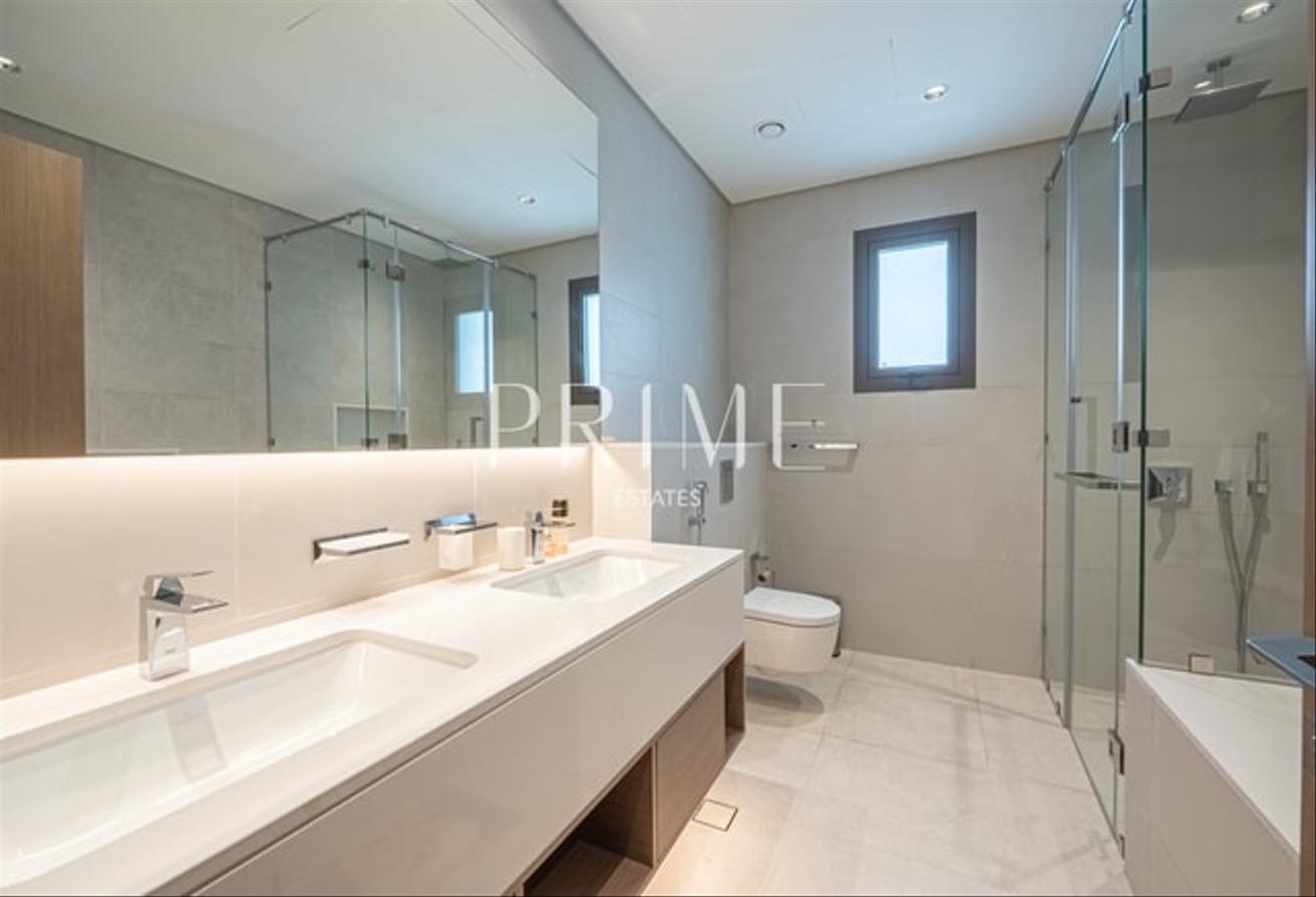 Premium 4BR Villa | Luxury Finish | Outdoor Lounge photo 19
