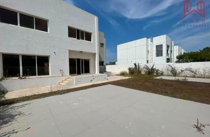 Villa - 5 Bedrooms - 6 Bathrooms for rent in Umm Suqeim 2 Villas - Umm Suqeim 2 - Umm Suqeim - Dubai