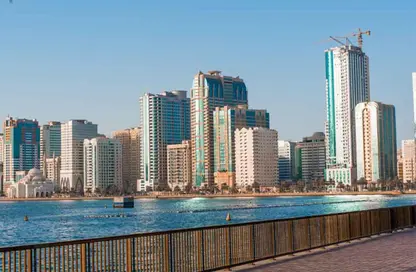 شقة - غرفة نوم - 2 حمامات للبيع في الخان لاجون - الخان - الشارقة