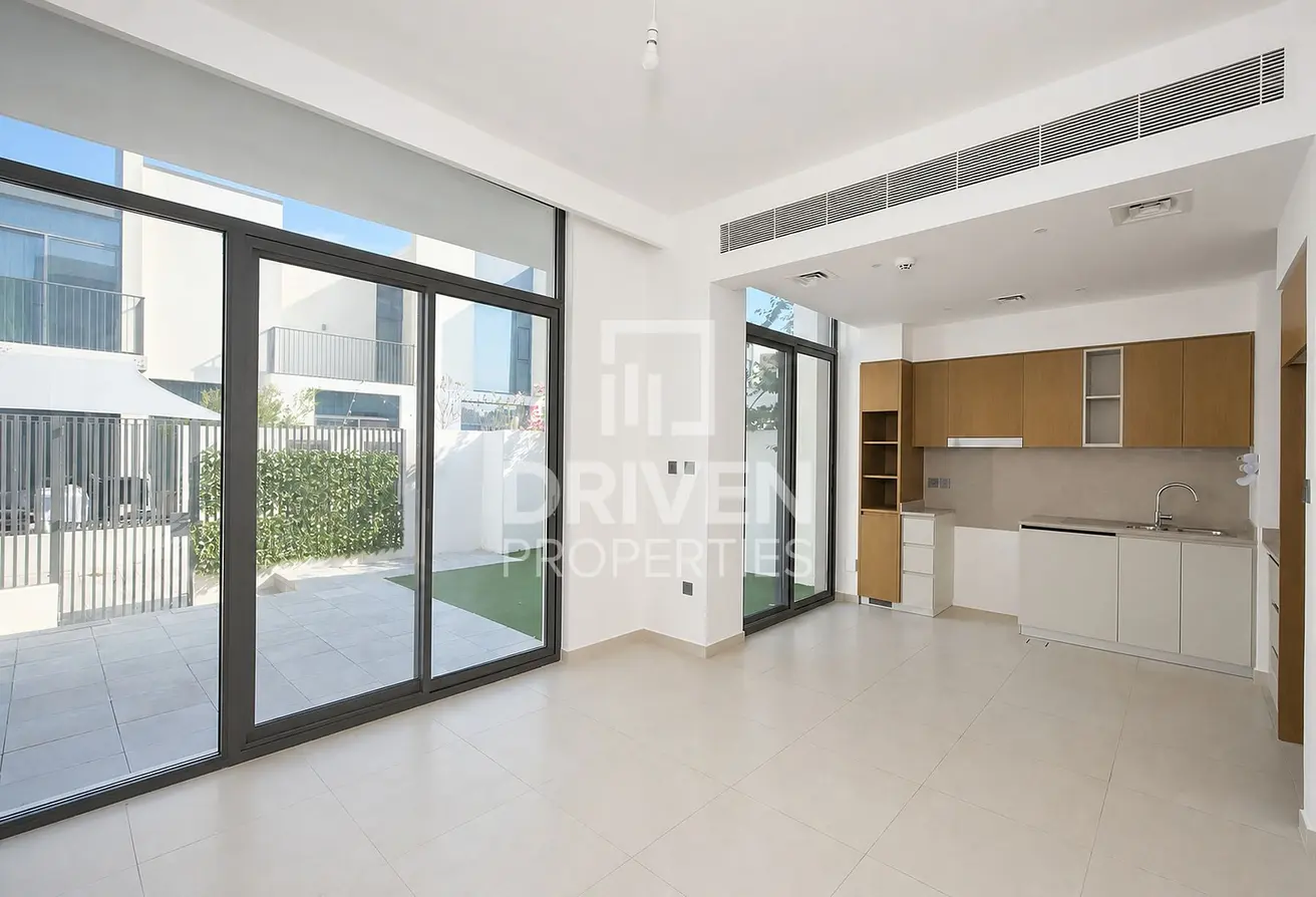 163699432 - Property Main Image