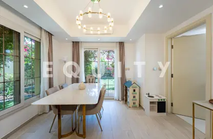 فيلا - 2 غرف نوم - 3 حمامات للبيع في الينابيع 3 - الينابيع - دبي