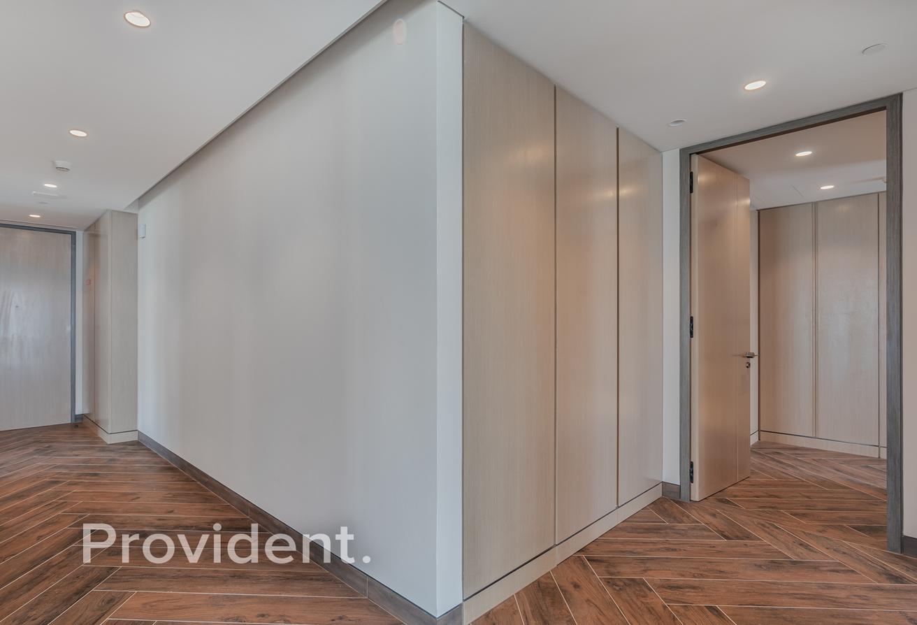 Exclusive | Fully Furnished | High Floor photo 8