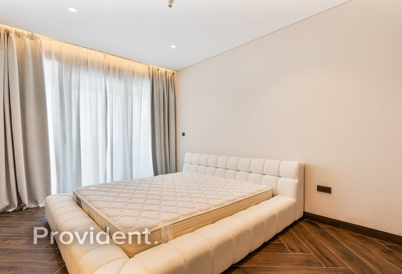 Exclusive | Fully Furnished | High Floor photo 20