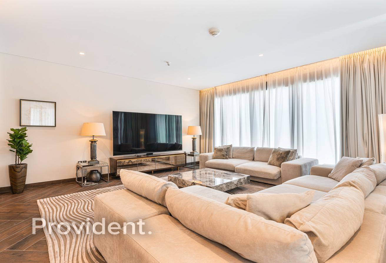 Exclusive | Fully Furnished | High Floor photo 17