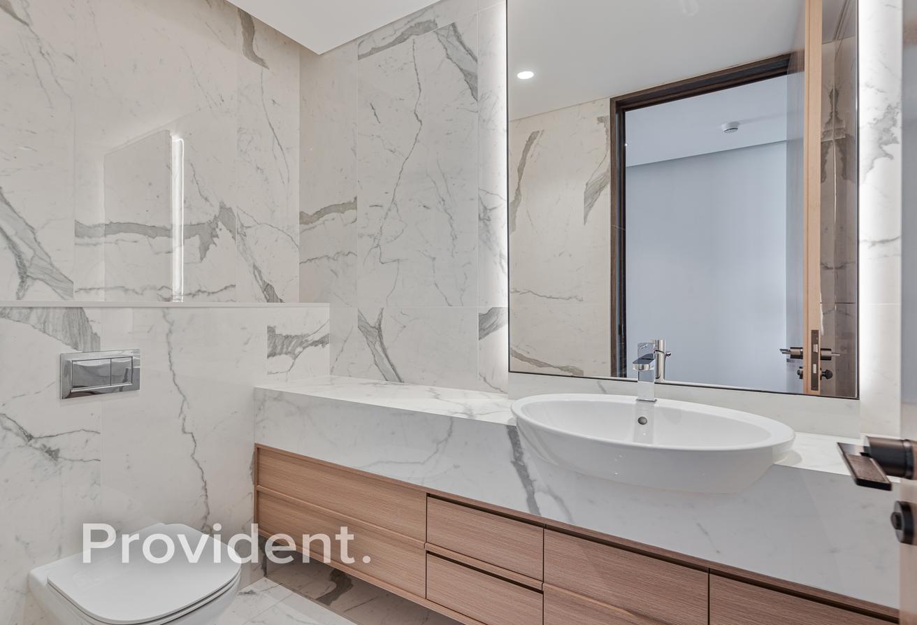 Exclusive | Fully Furnished | High Floor photo 14