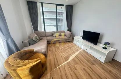 شقة - غرفة نوم - 2 حمامات للايجار في إليجانس من شيماء - منطقة 18 - قرية جميرا الدائرية - دبي