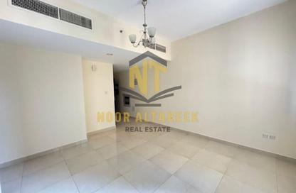 Apartment - 1 - 2 for rent in Al Majaz 3 - Al Majaz - Sharjah