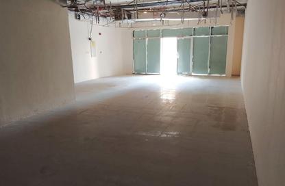 متجر - استوديو - 1 حمام للايجار في ترافلغار سينترال - منطقة مركز الأعمال - المدينة العالمية - دبي