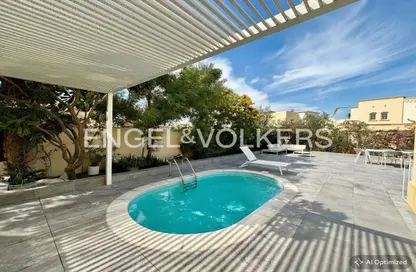 Villa - 2 Bedrooms - 3 Bathrooms for rent in Springs 12 - The Springs - Dubai