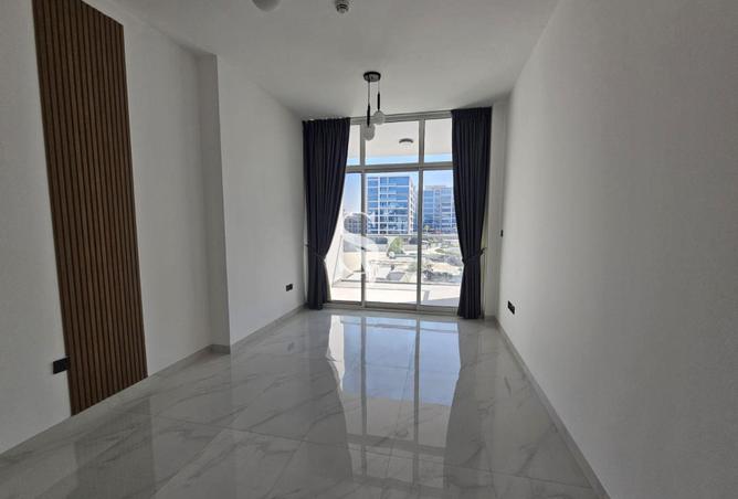 106391348 - صورة العقار 2