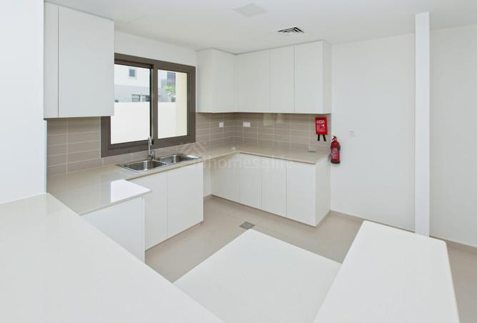 91811956 - Property Main Image