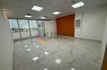 مكتب - استوديو للايجار في عود ميثاء - بر دبي - دبي