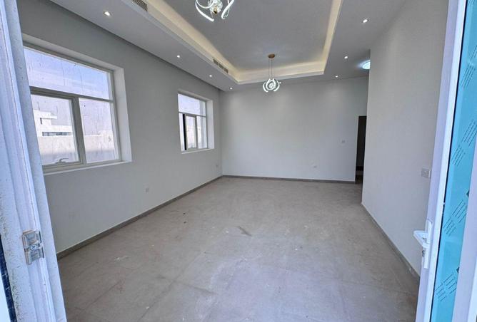 73113289 - Property Image 3