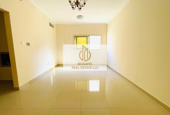 100835316 - Property Image 3