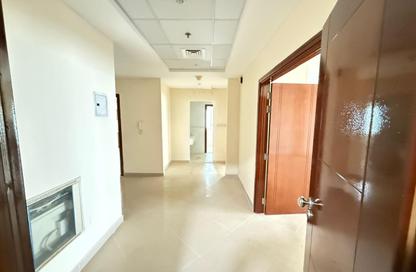 Apartment - 4 Bedrooms - 6 Bathrooms for rent in Al Majaz 1 - Al Majaz - Sharjah
