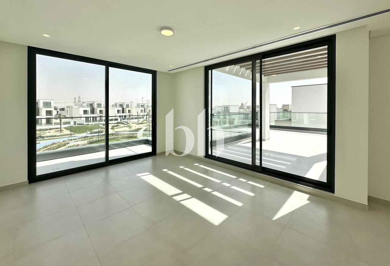 Park Backing | Five Bedrooms | Options Available photo 19