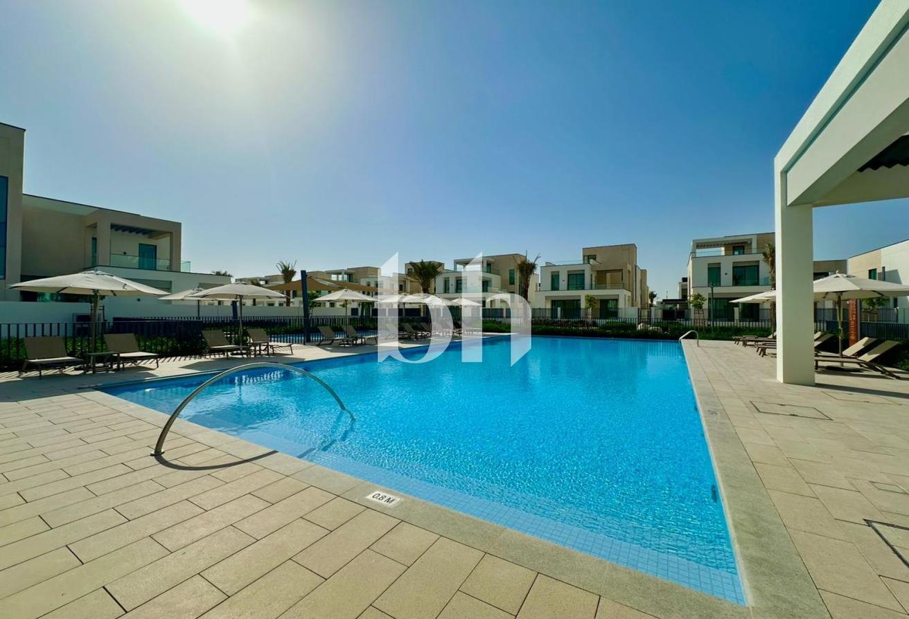 Park Backing | Five Bedrooms | Options Available photo 22
