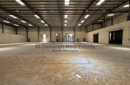 Warehouse - Studio - 3 Bathrooms for rent in Umm Dir - Umm Al Quwain