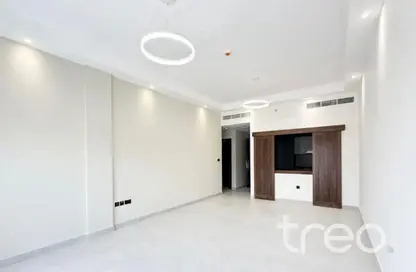 شقة - غرفة نوم - 2 حمامات للايجار في مساكن نادين 2 - مساكن نادين - الفرجان - دبي