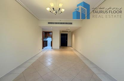 Apartment - 3 Bedrooms - 3 Bathrooms for rent in 21st Century Tower - Sheikh Zayed Road - Dubai