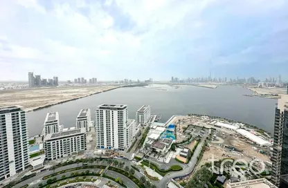 شقة - 2 غرف نوم - 2 حمامات للبيع في B كريك سايد 18 - حدائق الإمارات 1 - مرسى خور دبي - دبي